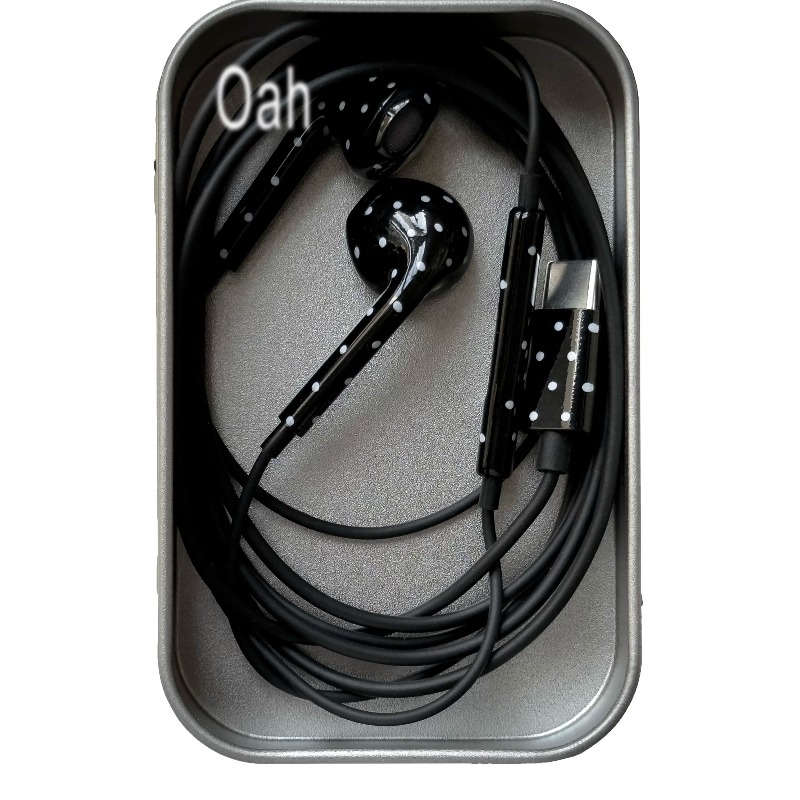 Oah Polka Dot Wired Earphones  - đánh giá và giá Electronic Gift