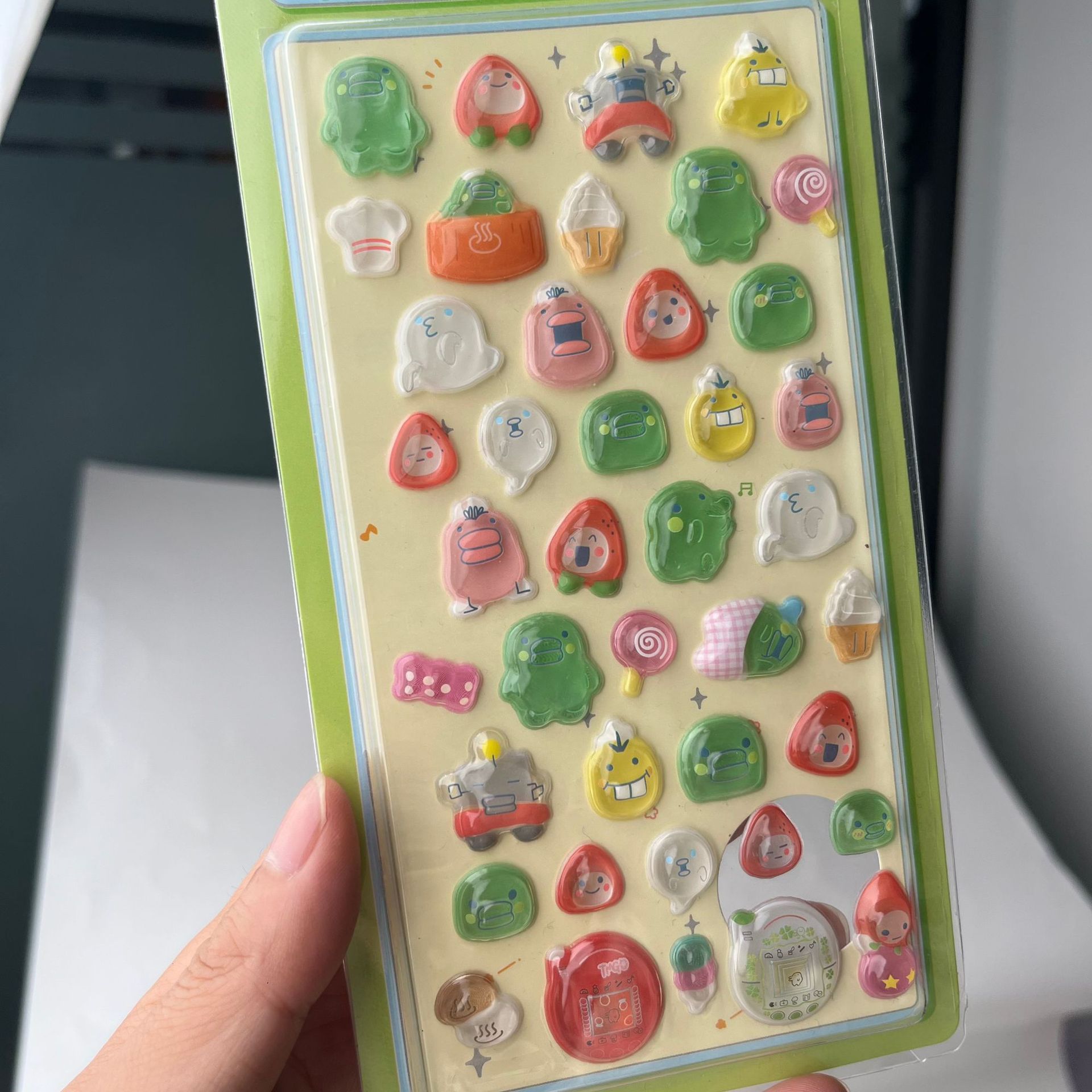 Cute Tamagotchi 3D Puffy Stick - đánh giá và giá Electronic Gift